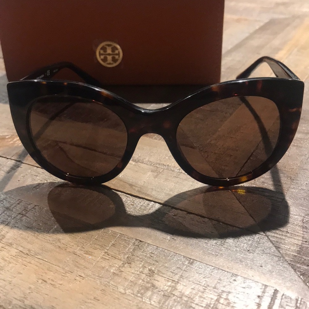TORY BURCH TY7115 Sunglasses NEW - Picture 2 of 8